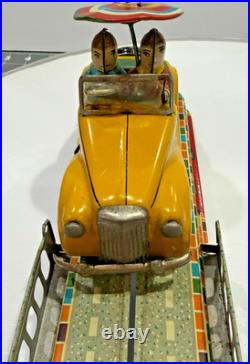 1007 RARE YELLOW MINT Marusan Tin Wind-Up Magic Wonder MG Car & Track Set-WORKS
