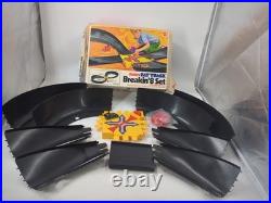 1972 Hot Wheels Sizzlers Fat Track Breakin' 8 Set Complete /Box/Spoil Sport Car