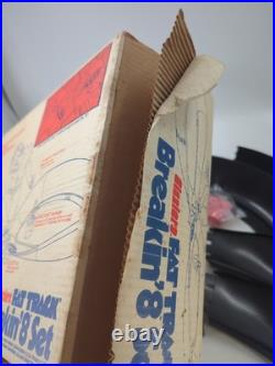 1972 Hot Wheels Sizzlers Fat Track Breakin' 8 Set Complete /Box/Spoil Sport Car