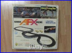 1974 Aurora AFX Lighted Marathon Race Set HO Slot Car Loop Track