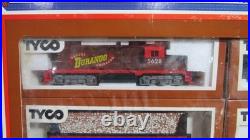 1976 Tyco Durango Train Set with box & rare lighted spotlight cabose car FREE SH