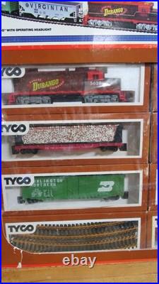 1976 Tyco Durango Train Set with box & rare lighted spotlight cabose car FREE SH