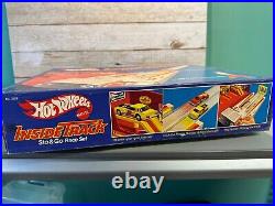 1981 Hot Wheels Inside Track Sto & Go Race Set 100% Complete In The Box MINT