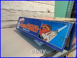 1981 Hot Wheels Inside Track Sto & Go Race Set 100% Complete In The Box MINT