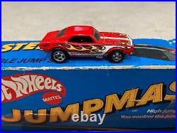 1982 Hot Wheels Jumpmasters Track Set (With 2-'67 Camaros Hot Wheels Cars!)