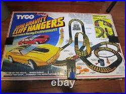 1987 Tyco ZERO GRAVITY CLIFF HANGERS Slot Car Track Set NEW AND NEVER USED