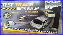 1999 Limited Disney's Epcot Test Track Slot Race Car Set (Pre-owned)