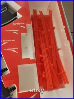 2008 SCX Compact Formula 1 Racing Ferrari Car Slot Track Set 143
