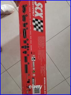 2008 SCX Compact Formula 1 Racing Ferrari Car Slot Track Set 143