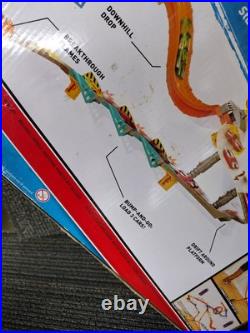 2010 Hot Wheels Wall Tracks Drift Rally Spinout Set Mattel