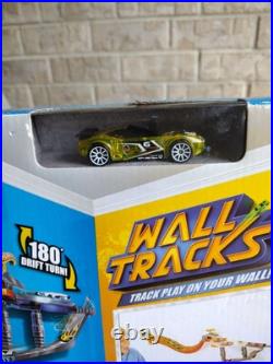 2010 Hot Wheels Wall Tracks Drift Rally Spinout Set Mattel