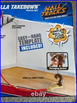 2011 Mattel Hot Wheels Wall Tracks Gorilla Takedown Track Set W1479