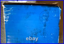 2011 Mattel Hot Wheels Wall Tracks Gorilla Takedown Track Set W1479