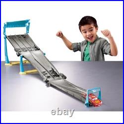 2017 Disney Pixar Cars 3 Florida Speedway Race-Off Foldable Track Set (FGW99)
