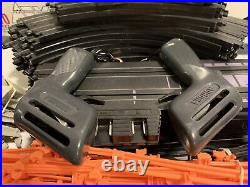 AFX AURORA BIG BLOCK BATTLERS HO SLOT CAR SET 9117 40' TRACK + 2 Extra Cars