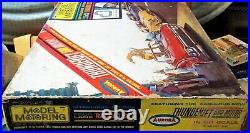 AURORA MODEL MOTORING GOOD HO #1304 TJET 4 LANE Slot Car Race Track Set 4 Cars