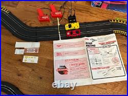 Artin Narrow Lanes Squeezer Teezer Slot Car Racing Track Box Set #84340 Tested