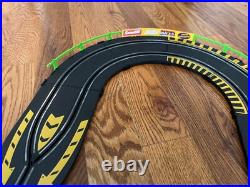 Artin Narrow Lanes Squeezer Teezer Slot Car Racing Track Box Set #84340 Tested