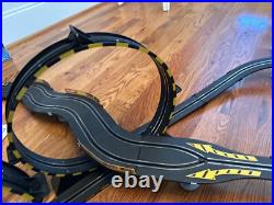 Artin Narrow Lanes Squeezer Teezer Slot Car Racing Track Box Set #84340 Tested