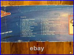 Artin Narrow Lanes Squeezer Teezer Slot Car Racing Track Box Set #84340 Tested