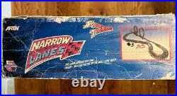 Artin Narrow Lanes Squeezer Teezer Slot Car Racing Track Box Set #84340 Tested