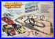 Artin-Rare-Slot-Car-Set-Grand-Team-Challenge-Four-Racers-65-1-2-Foot-Track-01-ple