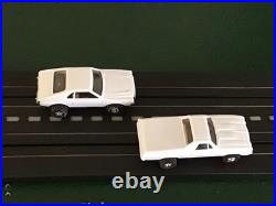 Aurora HO T. Jet Slot car Track Set With 2 Cars (Tested)
