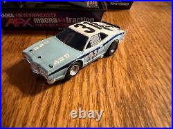 Aurora Model Motoring HO Scale 2-Lane Racing Slot Car Track 1967