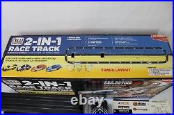 Auto World 2-In-1 Race Track Stock Car Showdown Dragster Electric Slot Car NHRA