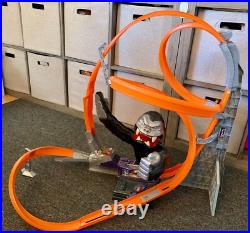 Awesome Vintage Lot of 1990's Mattel Hot Wheels Track and Playsets