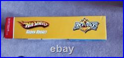 BRAND NEW 2009 Mattel HOT WHEELS Trick Tracks = RADAR ROCKET STARTER SET withCar