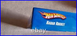 BRAND NEW 2009 Mattel HOT WHEELS Trick Tracks = RADAR ROCKET STARTER SET withCar