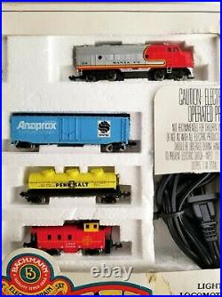 Bachmann N Scale LONG HAULER Train Set # 4406 2 Locomotives & 6 Cars, Track