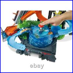 Big Hot Wheels Track Set Water Tower Color Changer Car with Huge Gator 2 ft Tall