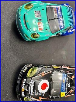 Carmera Race Track Set. Black and light blue cars, collectible