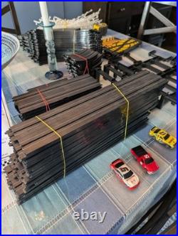 Champion speedway 600 race track set with 3 cars and extra tracks