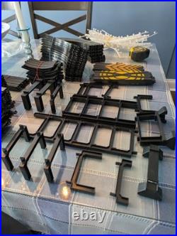 Champion speedway 600 race track set with 3 cars and extra tracks