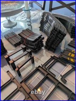 Champion speedway 600 race track set with 3 cars and extra tracks