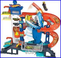 City Toy Car Track Set, Attacking Shark Escape Playset with 164 Scale Vehicl