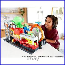 City Toy Car Track Set, Ultimate Octo Car Wash Playset & Color Reveal Car in