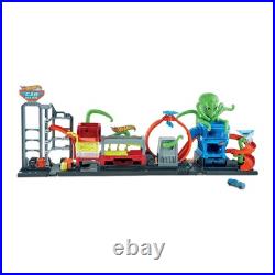 City Toy Car Track Set, Ultimate Octo Car Wash Playset & Color Reveal Car in City Toy Car Track Set, Ultimate Octo Car Wash Playset & Color Reveal Car in