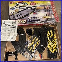 Daytona 500 SPEEDWAY Life Like Racing HO Set 23' Race Track 2 Fast Tracker Cars Daytona 500 SPEEDWAY Life Like Racing HO Set 23' Race Track 2 Fast Tracker Cars