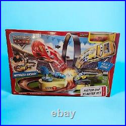 Disney Cars Piston Cup Track Starter Set