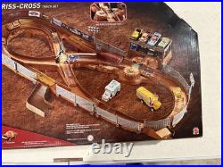 Disney Pixar Car Thunder Hollow Criss-Cross track set new booster