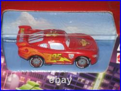 Disney Pixar Cars 2 Tokyo Spinout Lightning McQueen 2010 Race Track Set Mattel