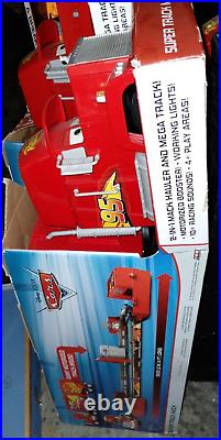 Disney Pixar Cars Super Track Mack 2-in-1 Transforming Truck & Racetrack Set