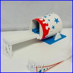 Disney Pixar Cars Toon MATER THE GREATER SUPER STUNT SHOW TRACK SET 155 Scale