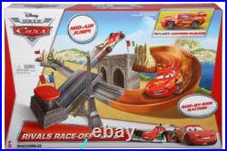 Disney Pixar World of Cars Rivals Race off Track Set Lighting Mcqueen BGF05 Disney Pixar World of Cars Rivals Race off Track Set Lighting Mcqueen BGF05