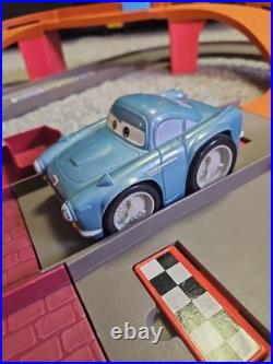 Fisher Price Disney Cars 2 Shake NGo World Grand Prix Racing Track W 5 Cars Work