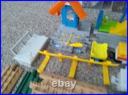 Fisher-Price GeoTrax Train Set Track Parts Pieces Cargo Cars Lot of 76 Tracks